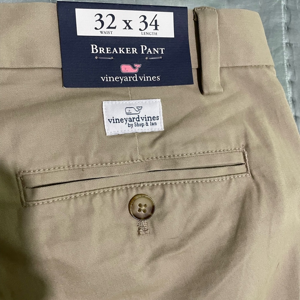 Vineyard Vines Tan Chinos Classic Style. 32x34 - Picture 6 of 7